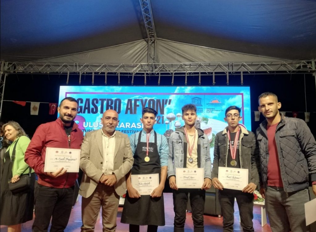 ALANYA MİLLİ EĞİTİM MADALYAYA DOYMUYOR