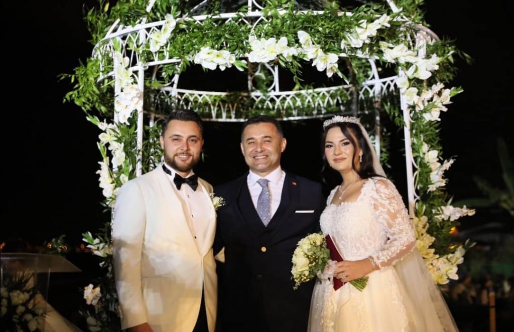 ABİ YÜCEL’İN EN MUTLU GÜNÜ