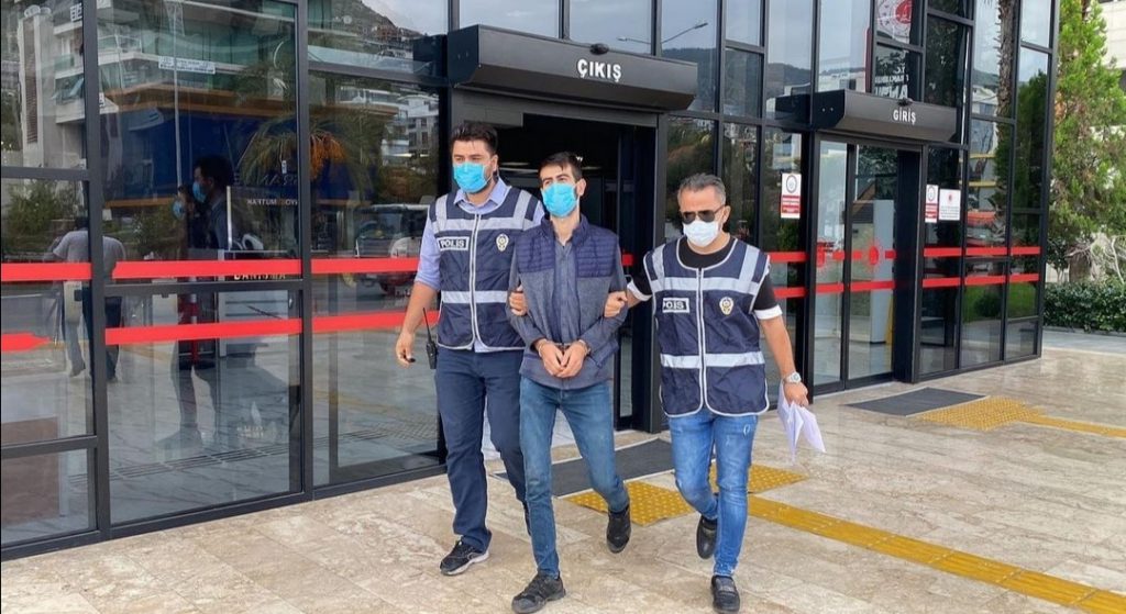 CEZAEVİNDEN KAÇSADA ALANYA POLİSİNDEN KAÇAMADI