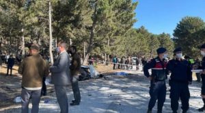 ÖĞRENCİ SERVİSİ DEVRİLDİ 4’Ü ÖĞRENCİ 5 KİŞİ HAYATINI KAYBETTİ