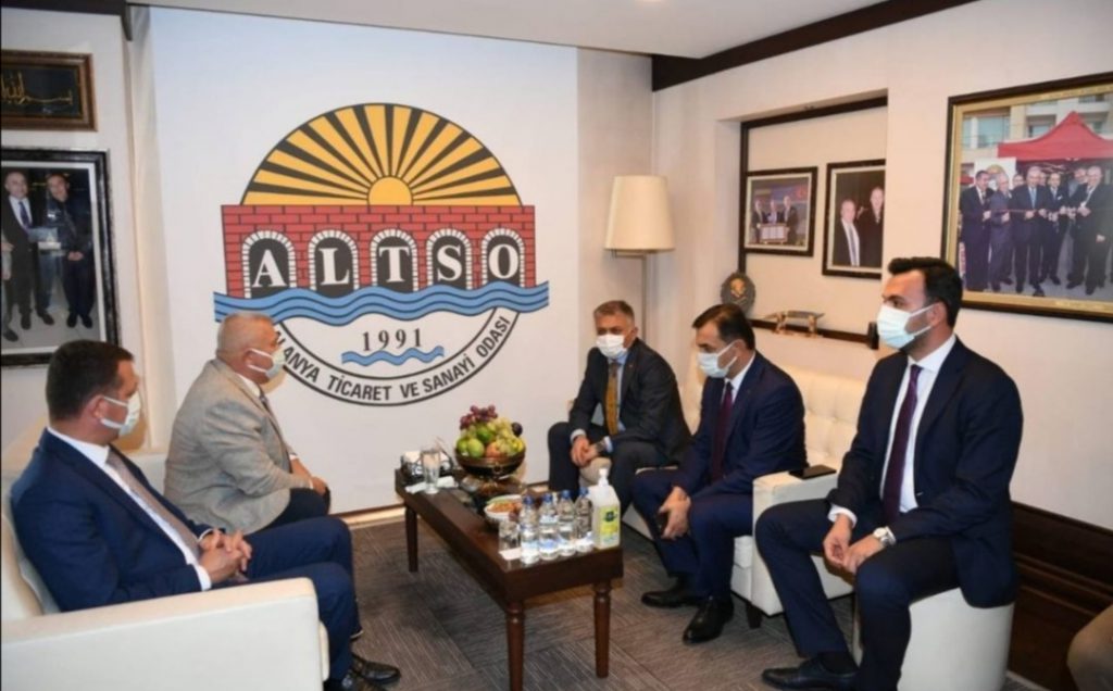 VALİ YAZICI’DAN BAŞKAN ŞAHİN’E TAZİYE ZİYARETİ