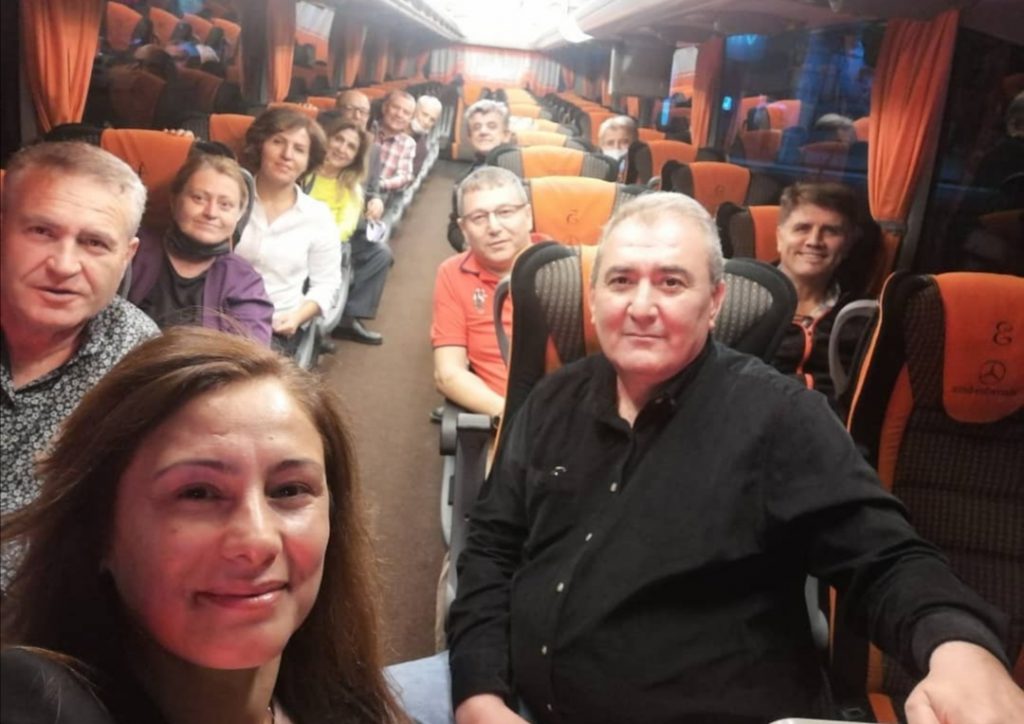 ASENA MERYEM AYDOĞAN İSTANBUL YOLLARINDA