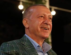 BAŞKAN ERDOĞAN, 10 ÜLKEYE GERİ ADIM ATTIRDI