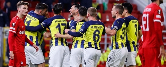 KANARYA ANTWERP’İ 3 GOLLE GEÇTİ