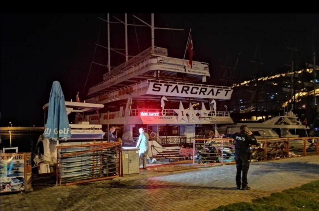 İSKELE MEYDANI’NDA ÇIKAN KAVGA BİR KİŞİNİN HAYATINA MAL OLDU