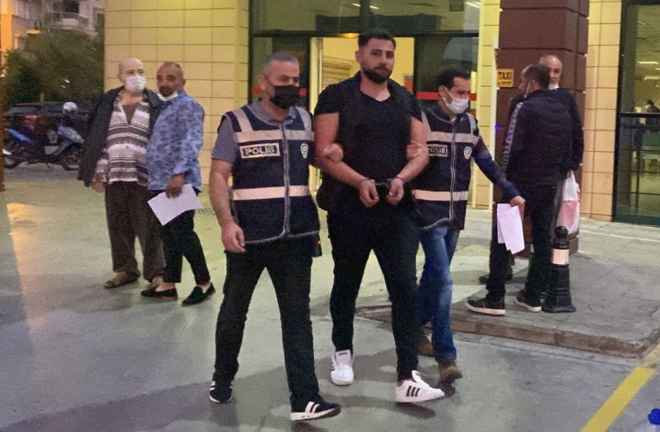 İSKELEDE Kİ CİNAYETİN ZANLISI TUTUKLANDI