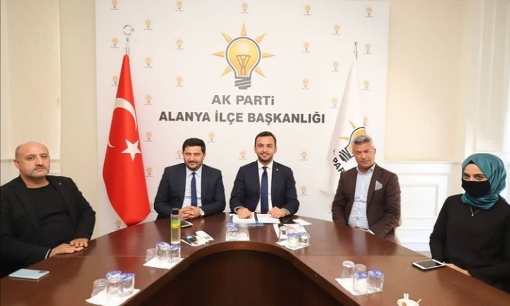 BAŞKAN TOKLU’DAN BÜYÜKŞEHİRE GÖNDERME “3 YILDIR BİR ARPA BOYU YOL ALAMADILAR”