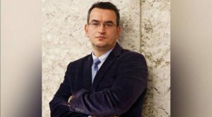 DEVA PARTİSİNİN İLK FİRESİ CASUSLUKTAN