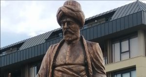 KAYGUSUZ ABDAL HACET MEYDANINDA