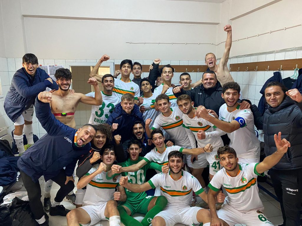 ALANYASPOR U19 TAKIMI MALATYASPOR U19 TAKIMINI 2 GOLLE GEÇTİ