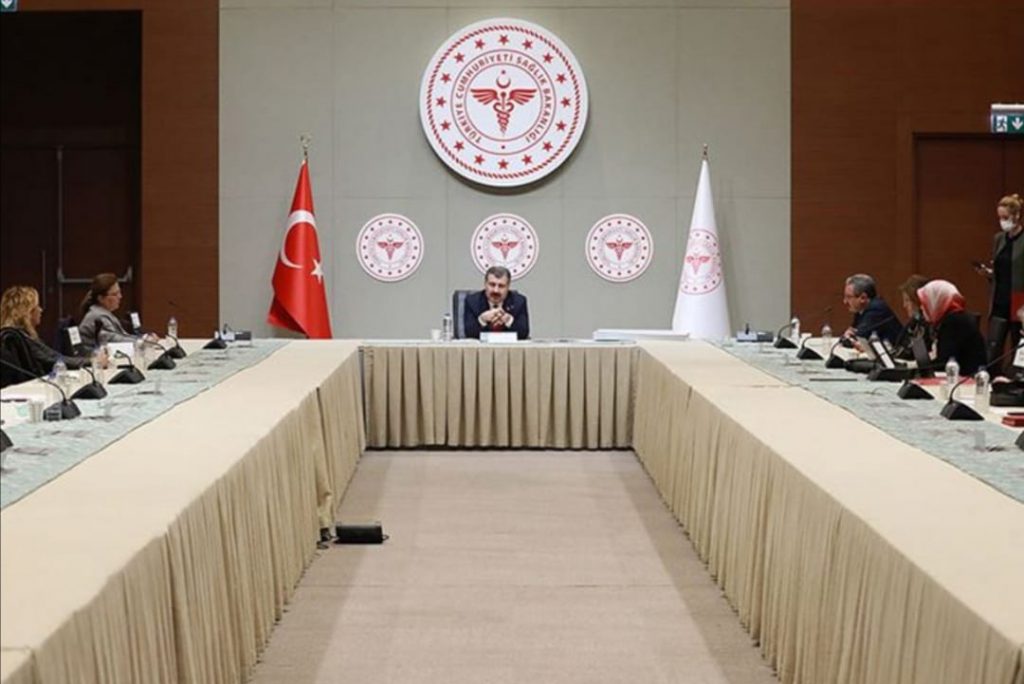 BAKAN KOCA:  “YENİ VARYANTLAR ÇIKMASI BEKLENEN BİR DURUM , ENDİŞE VERİCİ BİR GELİŞME YOK”