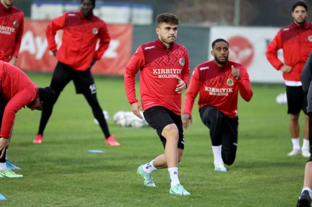 ALANYASPOR KARAGÜMRÜK MAÇI HAZIRLIKLARINI TAMAMLADI