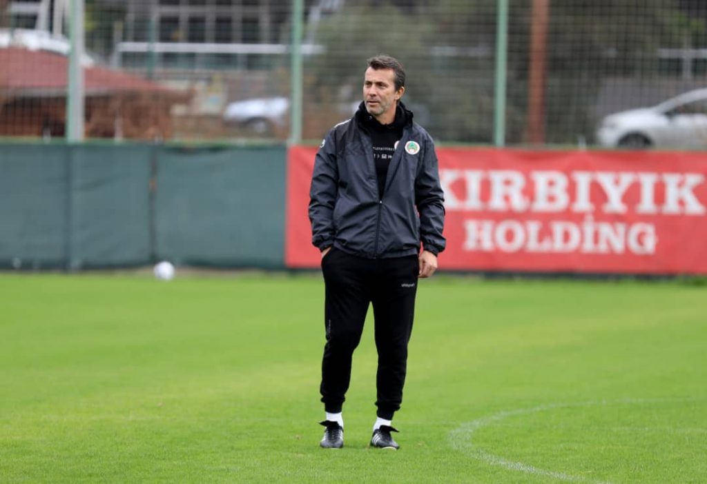 ALANYASPOR’DA BÜLENT KORKMAZ İSTİFA ETTİ