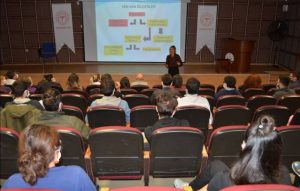 SAĞLIK PERSONELİNE KAN TRANSFÜZYONU EĞİTİMİ VERİLDİ. 