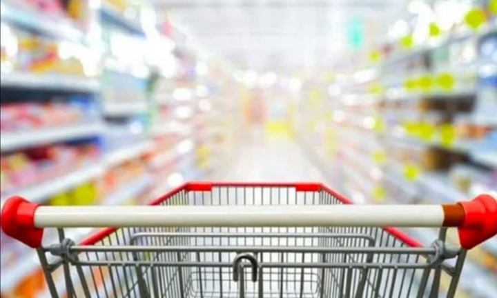 ZİNCİR MARKETLERDEN VATANDAŞA OPERASYON