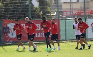 ALANYASPOR ADANA DEMİRSPOR MAÇI HAZIRLIKLARINA BAŞLADI