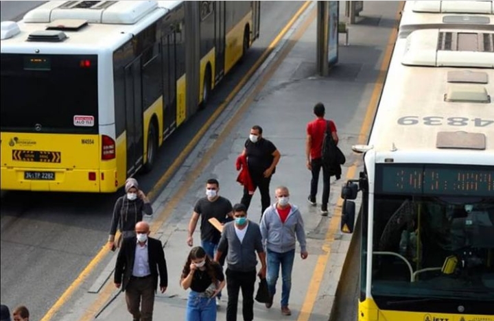 İSTANBUL’DA TOPLU TAŞIMA ZAMLANDI