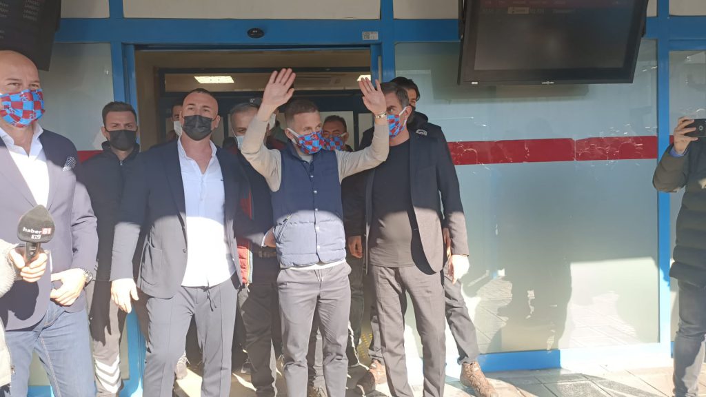 EDİN VİSCA TRABZON’A İNDİ