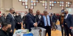 MİNİBÜSÇÜLER BAŞKANINI SEÇİYOR