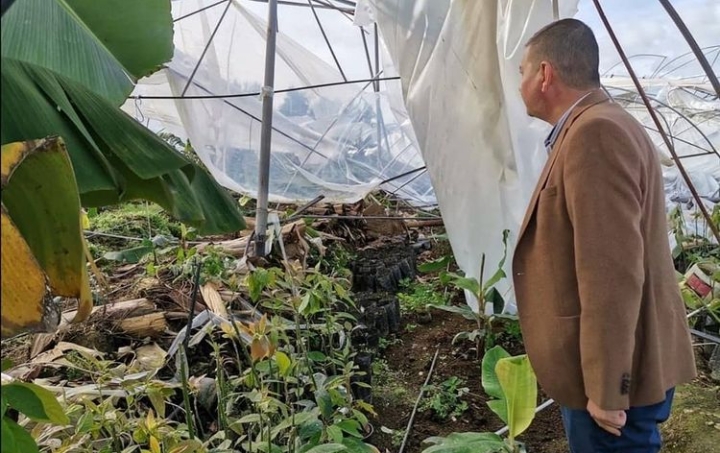 BAŞKAN TÜRKDOĞAN ZARAR GÖREN ÇİFTÇİLERİ YALNIZ BIRAKMADI