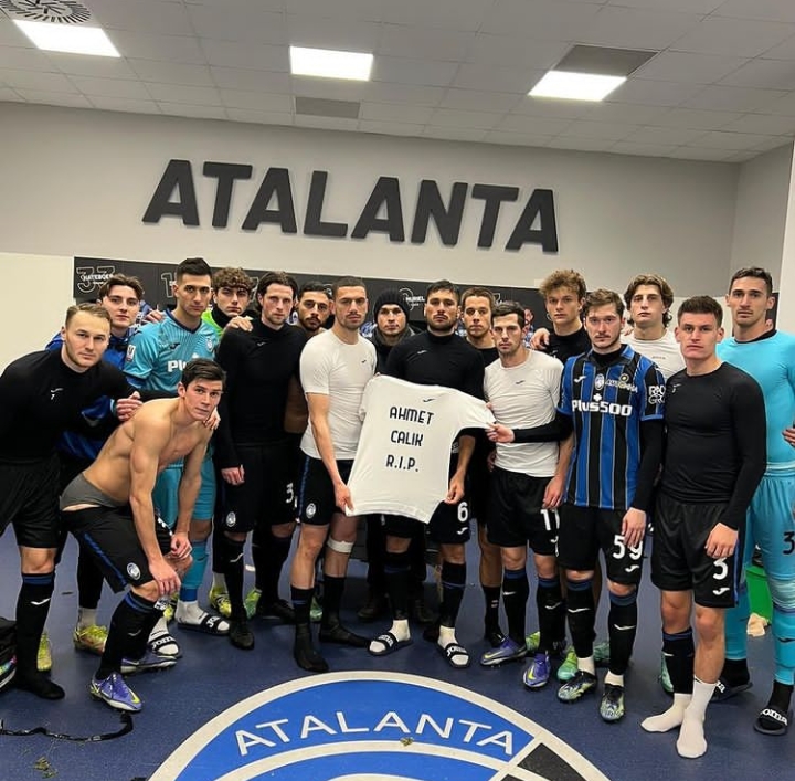 ATALANTA’LI FUTBOLCULAR AHMET’İ UNUTMADI