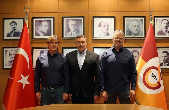 GALATASARAY’DA DOMENEC TORRENT VE EKİBİ İMZAYI ATTI