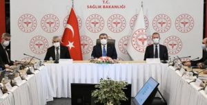 DİKKAT OMİCRON YÜZÜNDEN HASTANEYE YATIŞLAR ARTIYOR