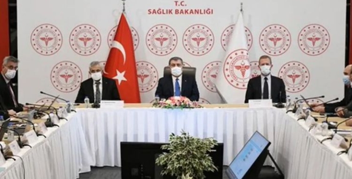 DİKKAT OMİCRON YÜZÜNDEN HASTANEYE YATIŞLAR ARTIYOR