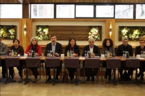 ELİNİ GÜÇLENDİRMEK İÇİN HDP KENDİ İTTİFAKINI OLUŞTURUYOR