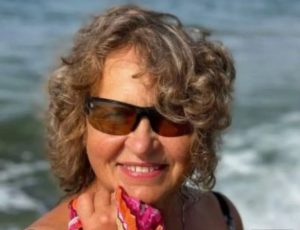 MOTOSİKLET KAZASI KURBANI RUS KADIN TOPRAĞA VERİLDİ