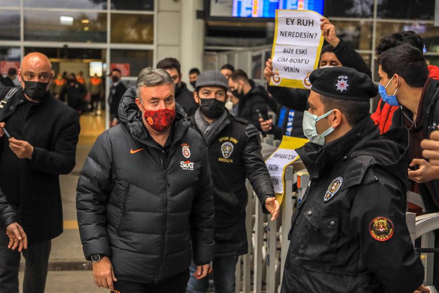 GALATASARAY ANTALYA’YA GELDİ