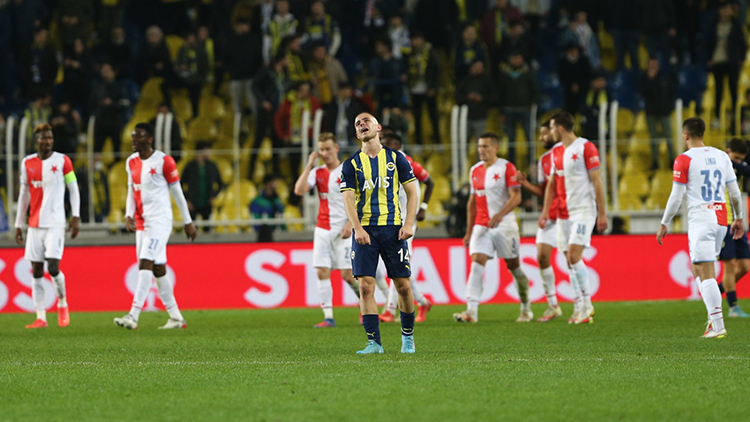 FENERBAHÇE TURU PRAG’A BIRAKTI