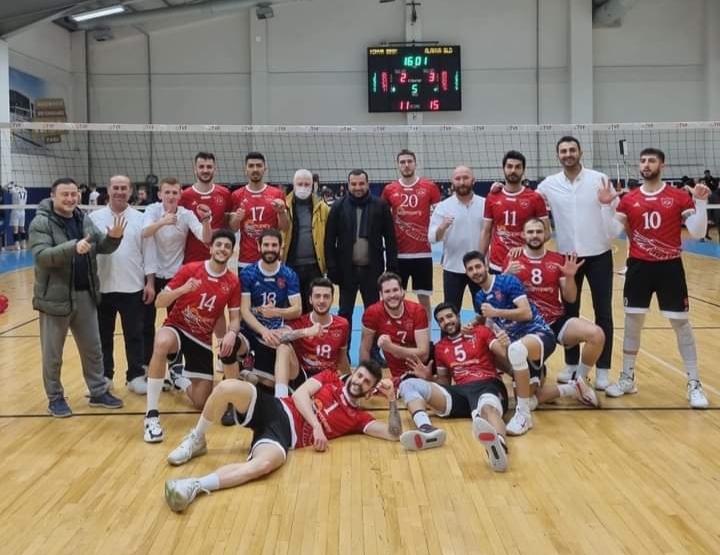 MÜTHİŞ MAÇTA KAZANAN ALANYA’NIN EFELERİ