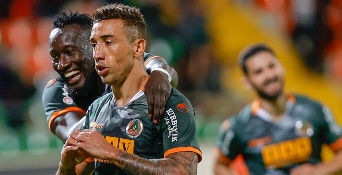 DAVİDSON ALANYASPOR’A VEDA ETTİ