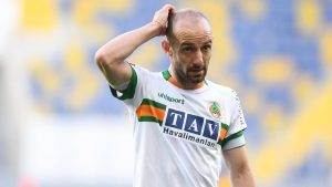 FENERBAHÇE KAPTAN EFECAN’I İSTİYOR