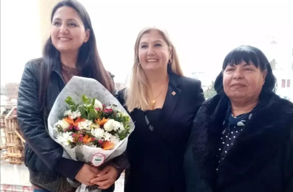 MAHMUTLAR CHP’DE NÖBET DEĞİŞİMİ