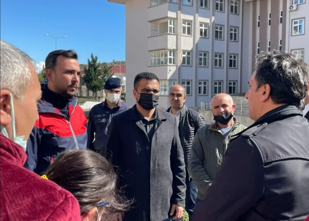 BAŞKAN TOKLU “DEVLETİMİZ GÜÇLÜDÜR, TÜM YARALARI SARACAĞIZ”