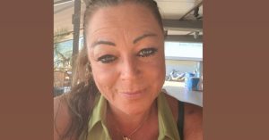 NORVEÇ’Lİ KADIN İNTİHAR ETTİ