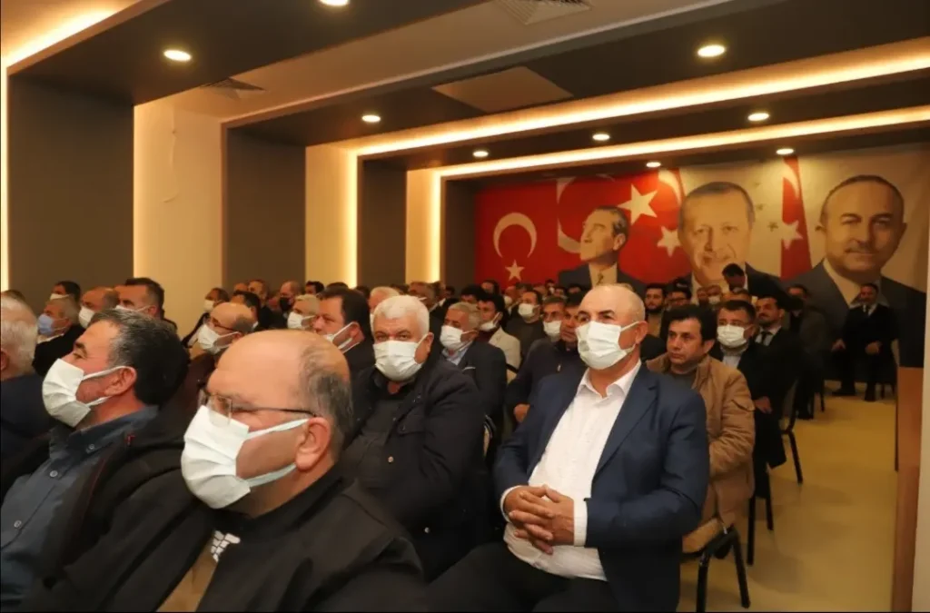 ALANYA’DA AK PARTİYE YOĞUN İLGİ