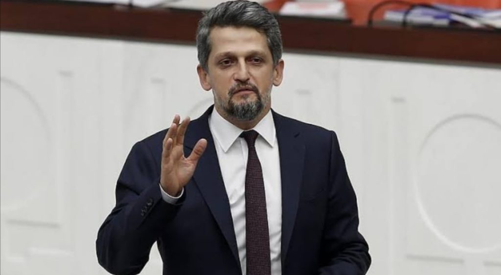 İYİCE SAÇMALADILAR