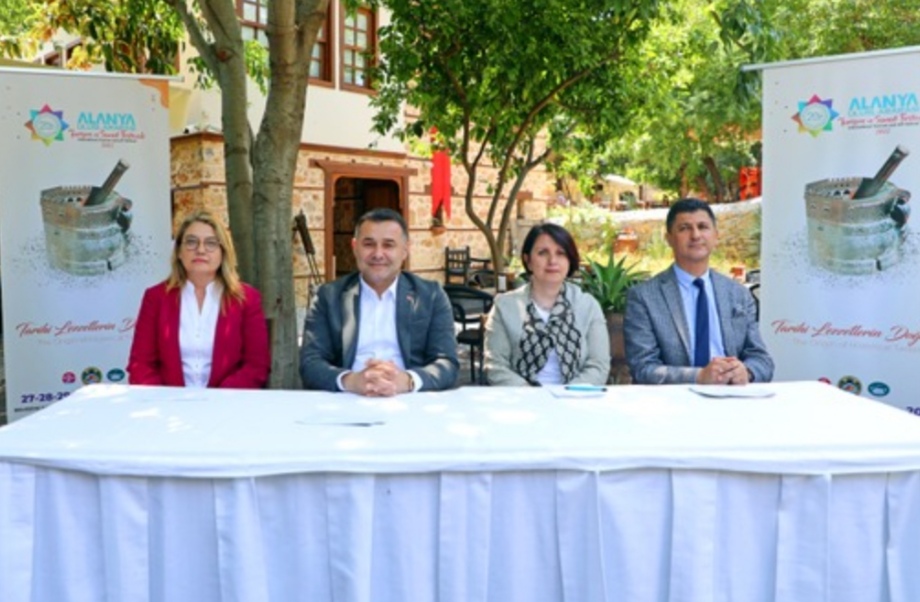 BAŞKAN YÜCEL’DEN FESTİVALE DAVET