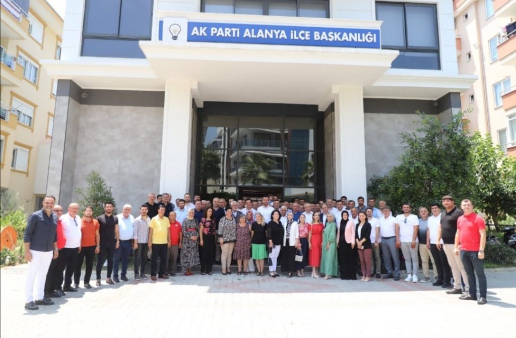 AK PARTİ ALANYA’DA BİRLİK GÜNÜ