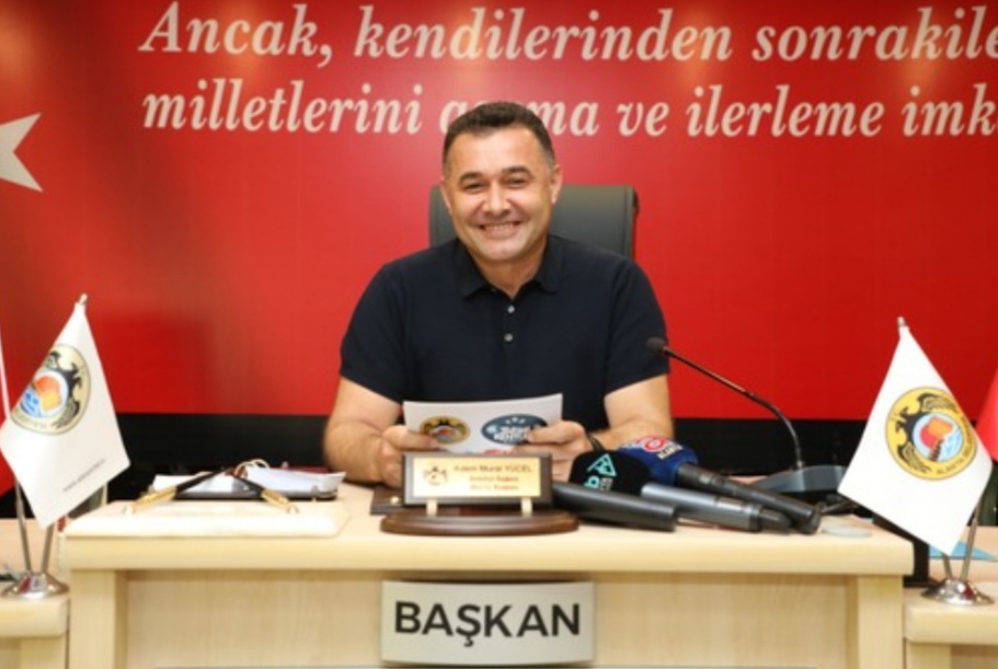BAŞKAN YÜCEL’DEN BAYRAM MESAJI VE GÖKBEL’E DAVET