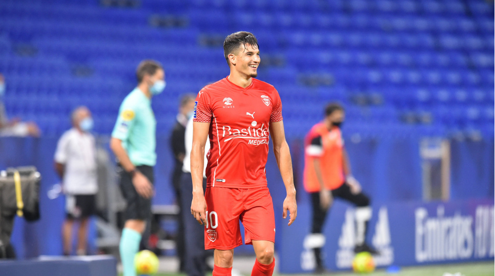 ALANYASPOR ZİNEDİNE FERHAT’I İSTİYOR