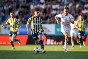 FENERBAHÇE PLAY-OFF TURUNA YÜKSELDİ