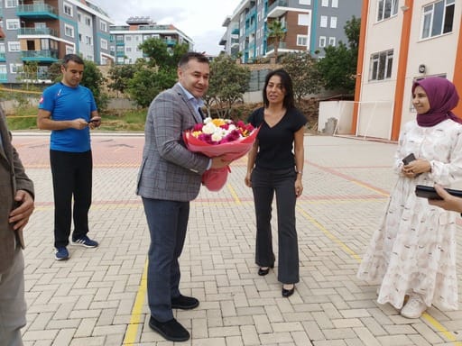 BAŞKAN YÜCEL EGVEB ÖĞRENCİLERİYLE BİR ARAYA GELDİ