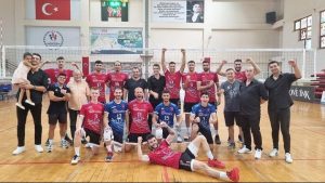 ALANYA’NIN EFELERİ İLK MAÇINI SET VERMEDEN KAZANDI