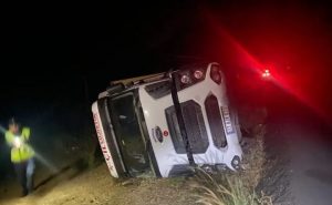 GAZİPAŞA’DA ALKOLLÜ SÜRÜCÜ TIR’I DEVİRDİ