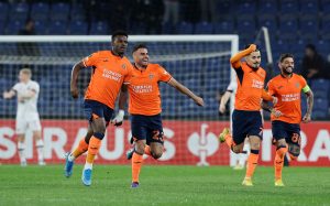 BAŞAKŞEHİR GRUBU LİDER TAMAMLADI