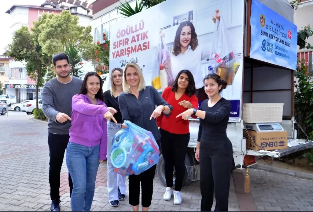 SIFIR ATIK MUTFAKTA BAŞLAR YARIŞMASI DEVAM EDİYOR